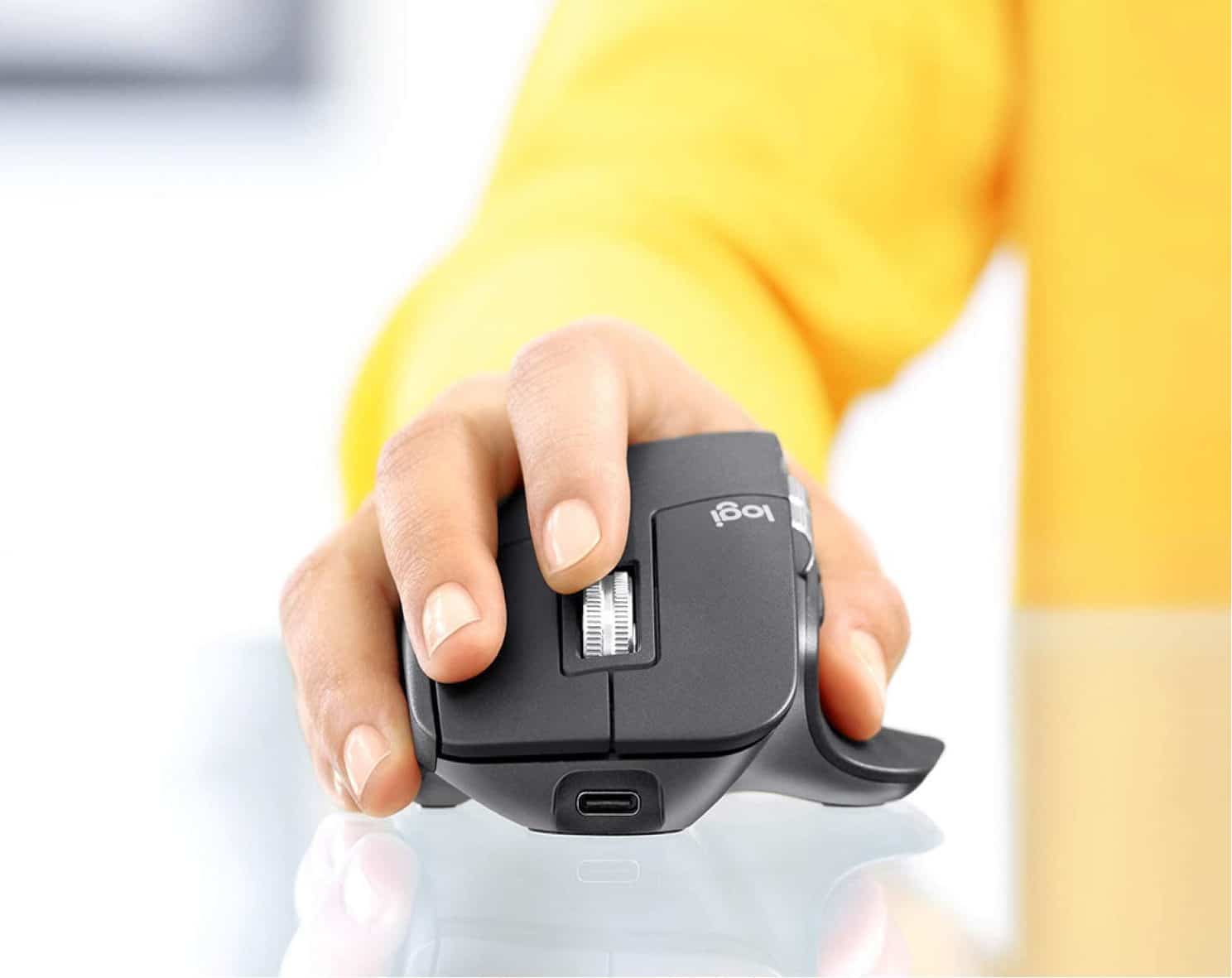 5 Best Ergonomic Mouse for Large Hands in 2022 - PC Gear Lab